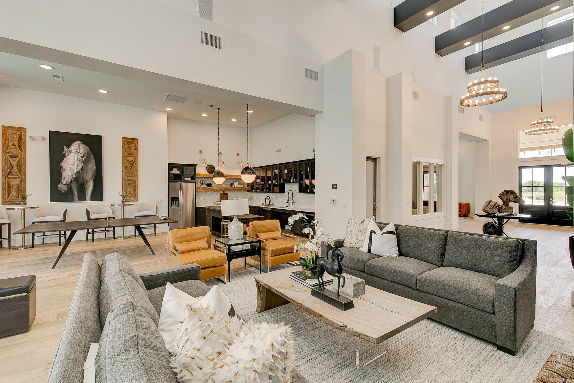 35 WEST CLUBHOUSE